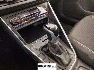 VOLKSWAGEN Polo 1.0 TSI Life DSG 10