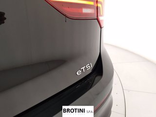 VOLKSWAGEN Golf 1.5 eTSI ACT Style DSG 16