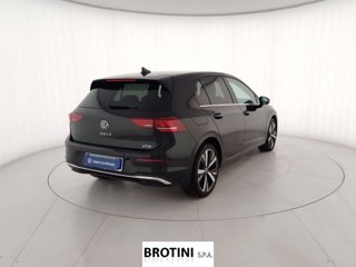 VOLKSWAGEN Golf 1.5 eTSI ACT Style DSG 2