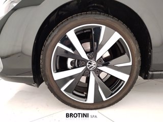 VOLKSWAGEN Golf 1.5 eTSI ACT Style DSG 5