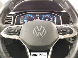 VOLKSWAGEN Polo 1.0 TSI Style 12