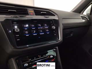 VOLKSWAGEN Tiguan 2.0 TDI SCR 110KW R-Line DSG 4MOTION 11