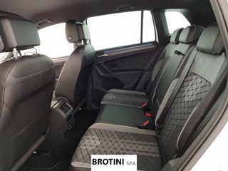VOLKSWAGEN Tiguan 2.0 TDI SCR 110KW R-Line DSG 4MOTION 9