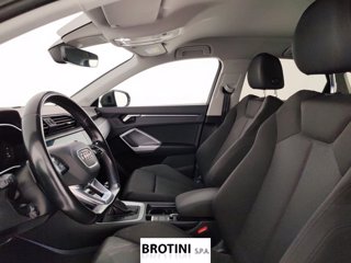 AUDI Q3 Sportback 35 TDI S tronic Sportback Business Plus 6