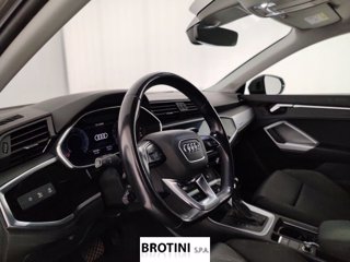 AUDI Q3 Sportback 35 TDI S tronic Sportback Business Plus 7