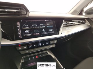 AUDI A3 30 TDI Business Advanced 11