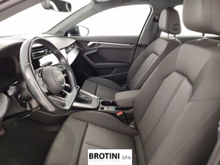 AUDI A3 30 TDI Business Advanced 6