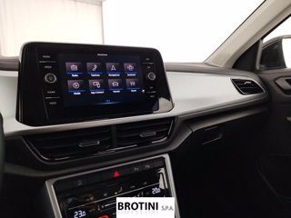 VOLKSWAGEN T-Roc 2.0 TDI SCR Life DSG 11