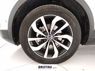 VOLKSWAGEN T-Roc 1.0 TSI Style 5