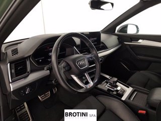 AUDI Q5 SPB 40 TDI quattro S tronic Identity Black 7