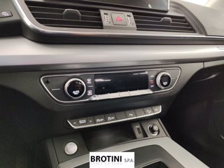 AUDI Q5 SPB 40 TDI quattro S tronic Business Advanced 10