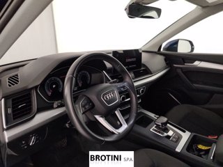AUDI Q5 SPB 40 TDI quattro S tronic Business Advanced 7