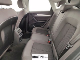AUDI Q5 SPB 40 TDI quattro S tronic Business Advanced 8