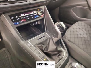 VOLKSWAGEN Polo 1.0 TSI R-Line 10