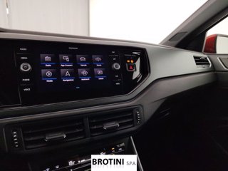 VOLKSWAGEN Polo 1.0 TSI R-Line 9