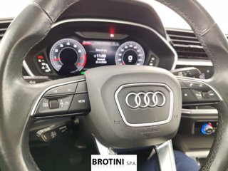 AUDI Q3 1.5 35 TFSI Business Advanced 12