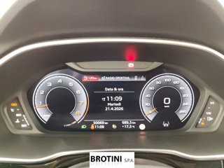 AUDI Q3 1.5 35 TFSI Business Advanced 13