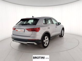AUDI Q3 1.5 35 TFSI Business Advanced 2
