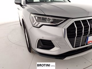 AUDI Q3 1.5 35 TFSI Business Advanced 4