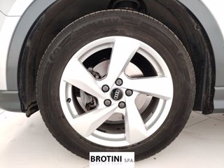 AUDI Q3 1.5 35 TFSI Business Advanced 5