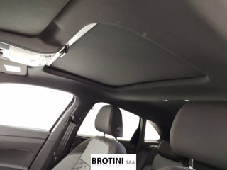 VOLKSWAGEN Taigo 1.0 TSI 85kW R-Line 14