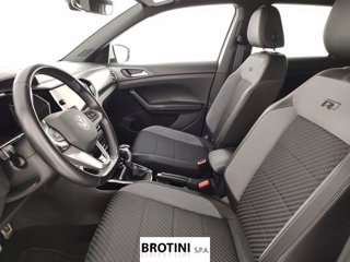 VOLKSWAGEN T-Cross 1.5 TSI BMT DSG Advanced R-Line 6