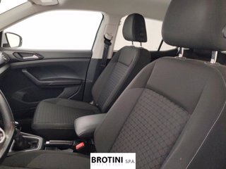 VOLKSWAGEN T-Cross 1.0 TSI Sport 8