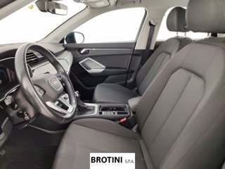 AUDI Q3 2.0 35 TDI S Tronic Business 6