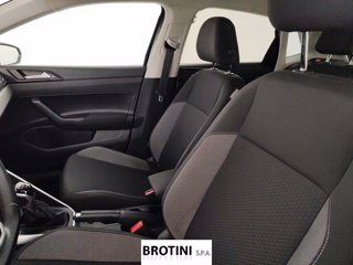 VOLKSWAGEN Polo 1.0 TSI Life 8