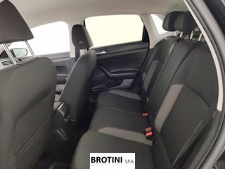 VOLKSWAGEN Polo 1.0 TSI Life 9