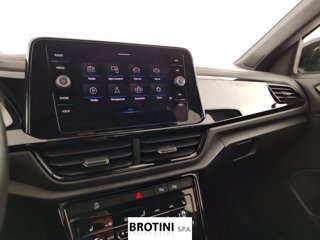 VOLKSWAGEN T-Roc 1.0 TSI Style 10