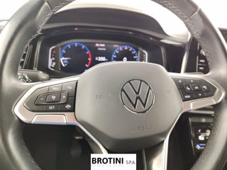 VOLKSWAGEN T-Roc 1.0 TSI Style 11