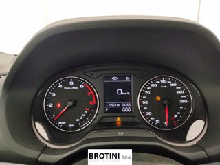 AUDI Q2 1.5 35 TFSI S TRONIC 13