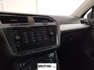 VOLKSWAGEN Tiguan 1.6 TDI SCR Sport BMT 10
