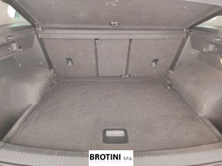VOLKSWAGEN Tiguan 1.6 TDI SCR Sport BMT 11
