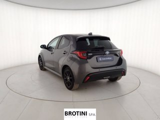 TOYOTA Yaris Hybrid Lounge MY22 1