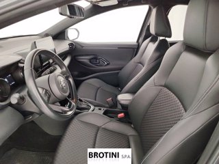 TOYOTA Yaris Hybrid Lounge MY22 6