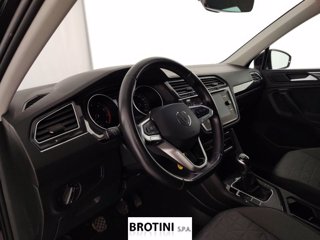 VOLKSWAGEN Tiguan 1.5 TSI ACT 110KW Life 7