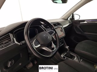VOLKSWAGEN Tiguan 2.0 TDI SCR 110KW Elegance DSG 4MOTION 7
