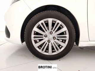 PEUGEOT 208 Active PureTech 82cv S/S Neopat. 5