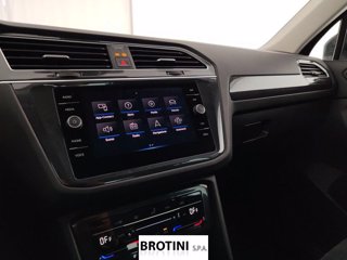 VOLKSWAGEN Tiguan 1.5 TSI ACT Elegance DSG 11