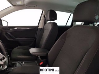 VOLKSWAGEN Tiguan 1.5 TSI ACT Elegance DSG 8