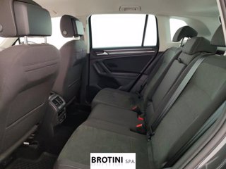 VOLKSWAGEN Tiguan 1.5 TSI ACT Elegance DSG 9