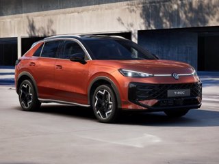 VOLKSWAGEN T-Roc 1.5 eTSI ACT 150 CV DSG R-Line 0