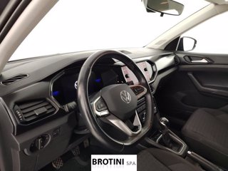 VOLKSWAGEN T-Cross 1.0 TSI Sport 7