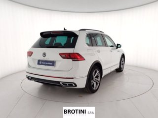 VOLKSWAGEN Tiguan 2.0 TDI SCR 110KWR-Line DSG 2
