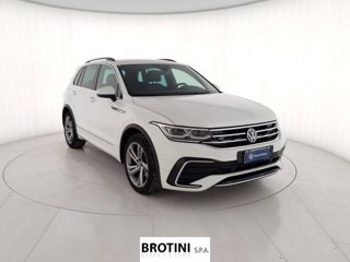 VOLKSWAGEN Tiguan 2.0 TDI SCR 110KWR-Line DSG 3