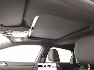 VOLKSWAGEN Polo 1.0 TSI Edition 50 DSG 16