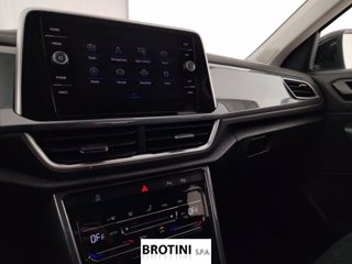 VOLKSWAGEN T-Roc 1.0 TSI Style 11