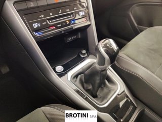 VOLKSWAGEN T-Roc 1.0 TSI Style 10